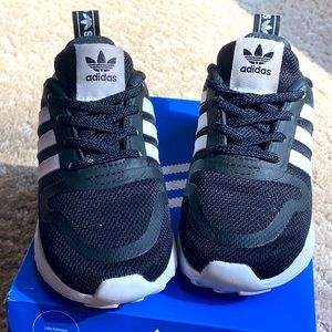 Adidas 6
